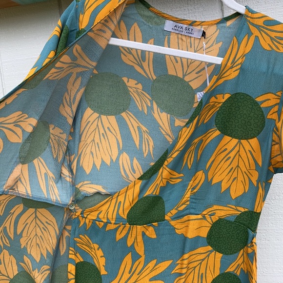 Fighting Eel Ava Sky Drew Wrap Dress - Picture 3 of 8